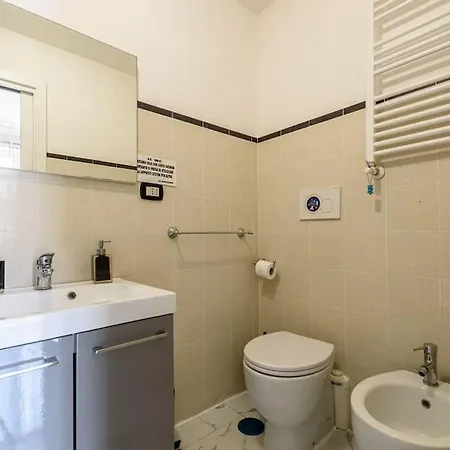 アパート Spacious Comfortable Central And Quiet *